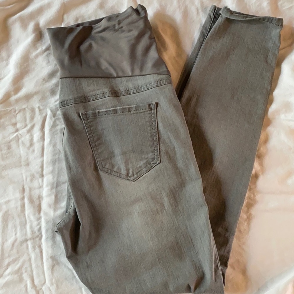 Grey Maternity Skinny jeans